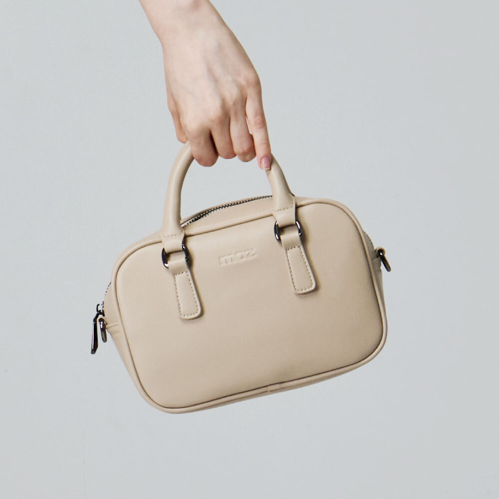 moz瑞典駝鹿 防潑水 枕頭包 (奶油白)