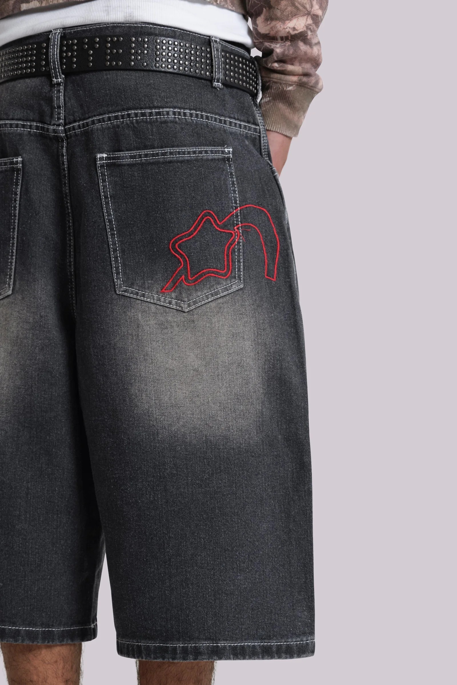 Jaded London / WASHED BLACK JUMBO JORTS