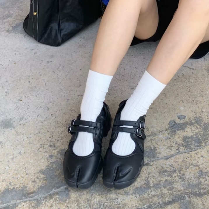 NIKE AIR RIFT BREATHE 分趾鞋 全黑 瑪莉珍 小花 休閒 女款 IB8881-001