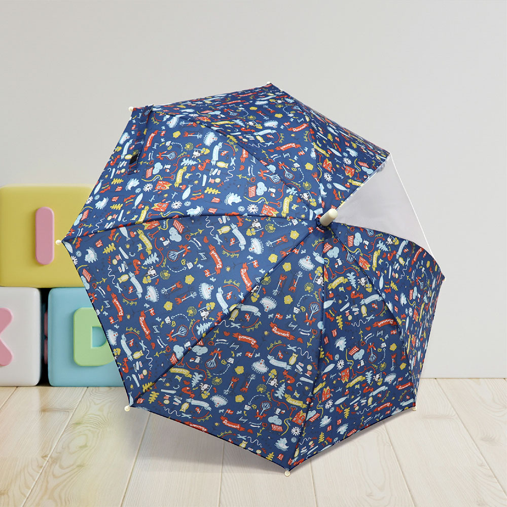 藍色日系安全兒童直傘,展開展示在兒童房