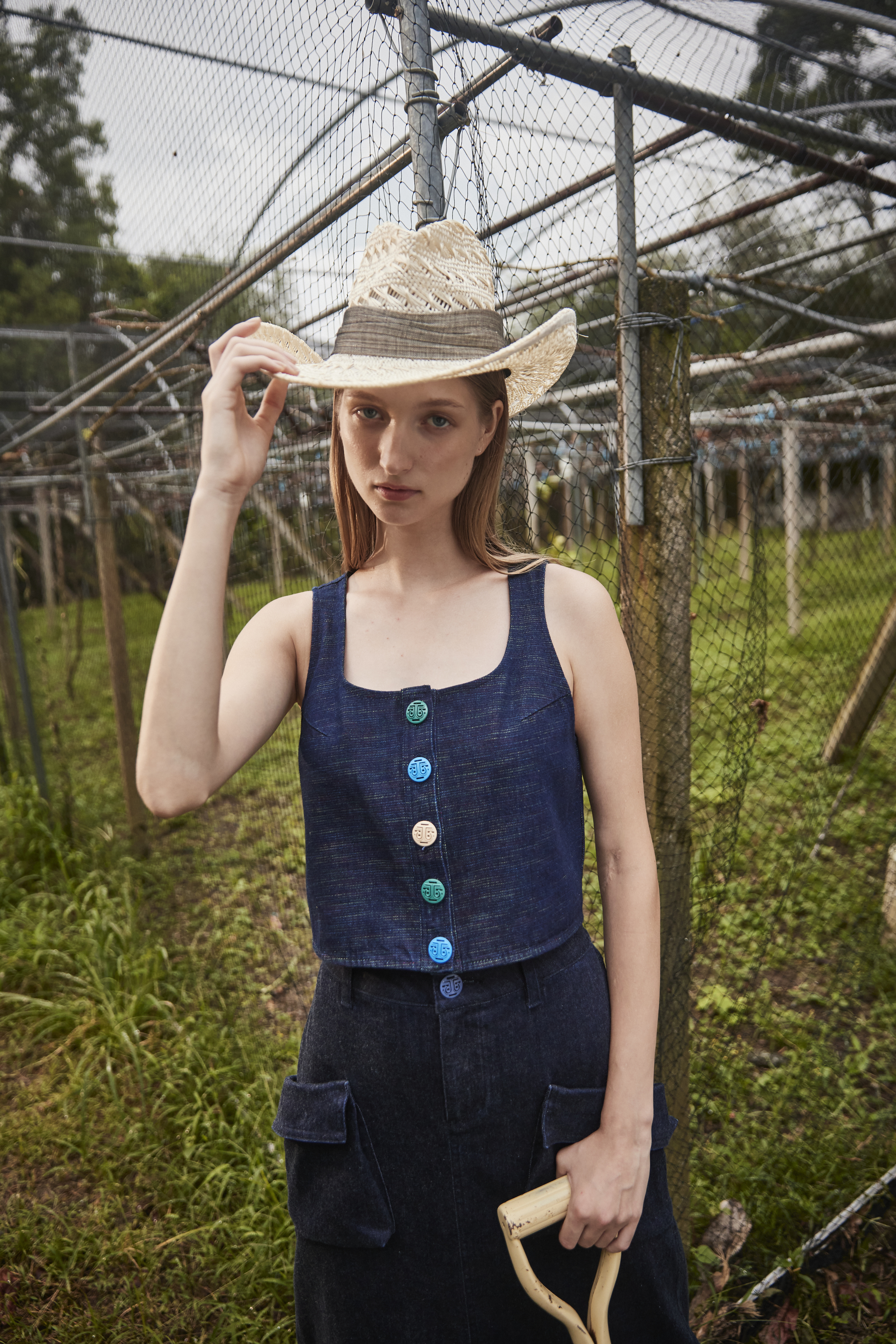 BE10003F1 七彩牛仔方領短馬甲