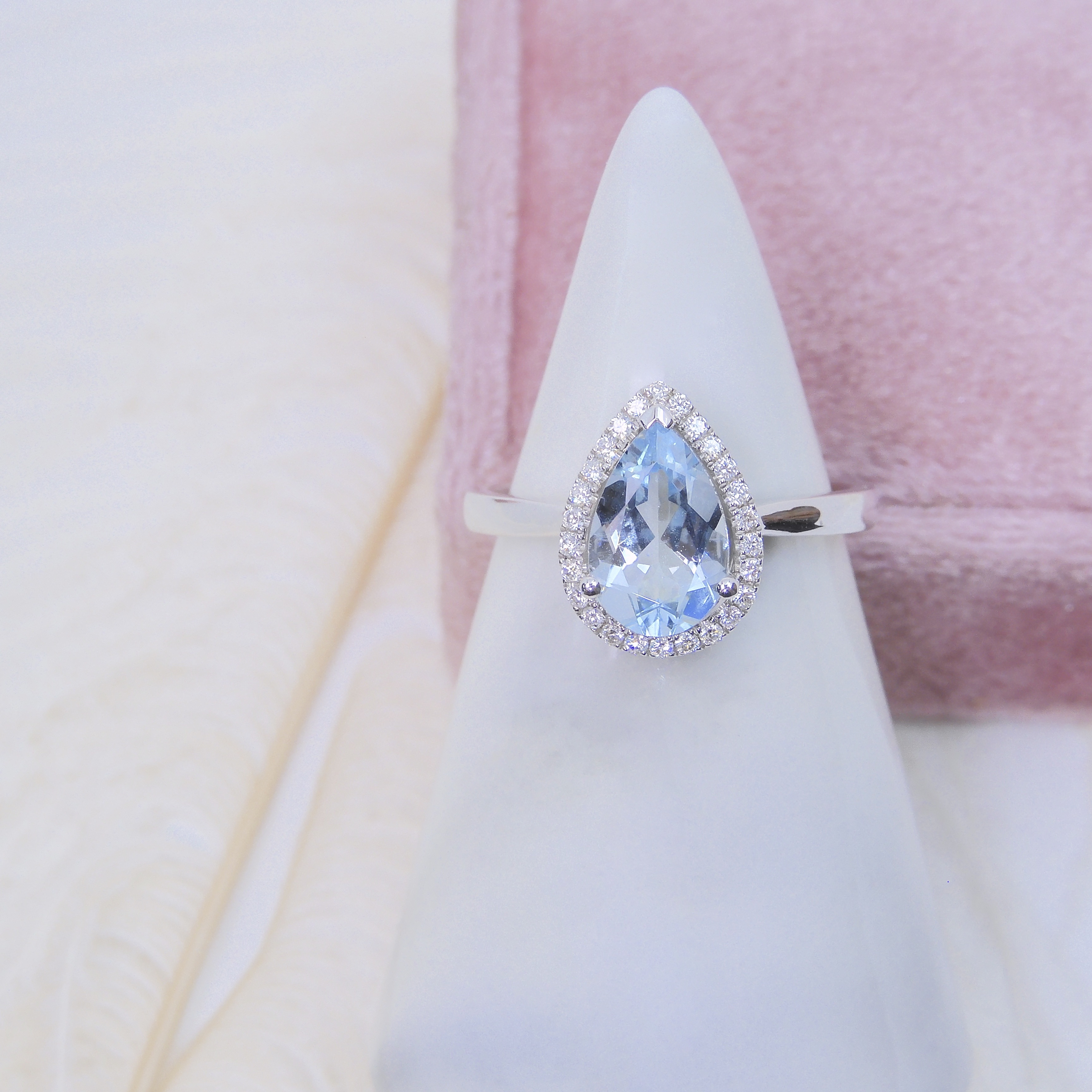 18K金 1.12ct 海藍寶戒指