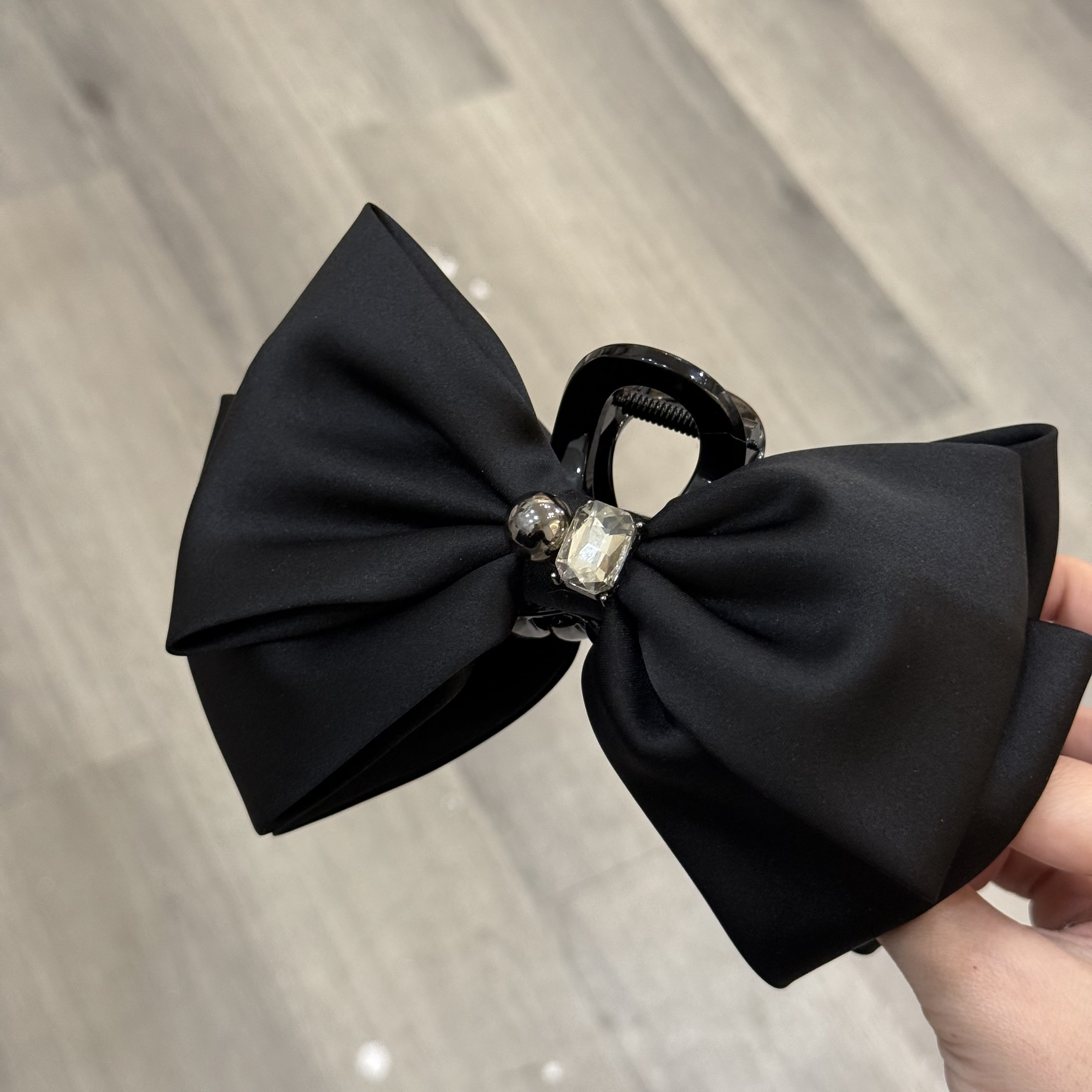 Z154方鑽雙層滑布蝴蝶結鯊魚夾