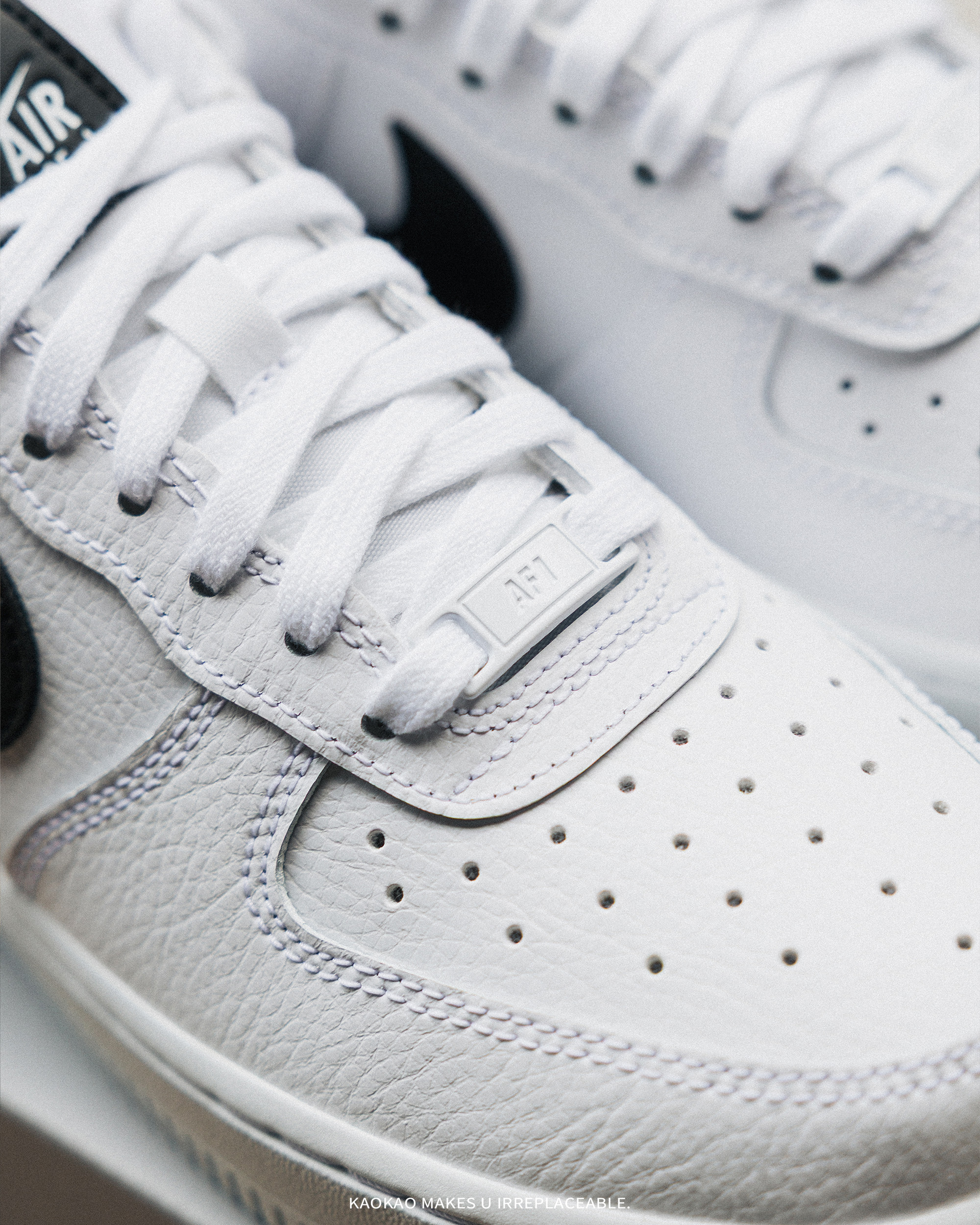 女款 NIKE Air Force 1 Low "White Black" 白黑【DD8959-103】