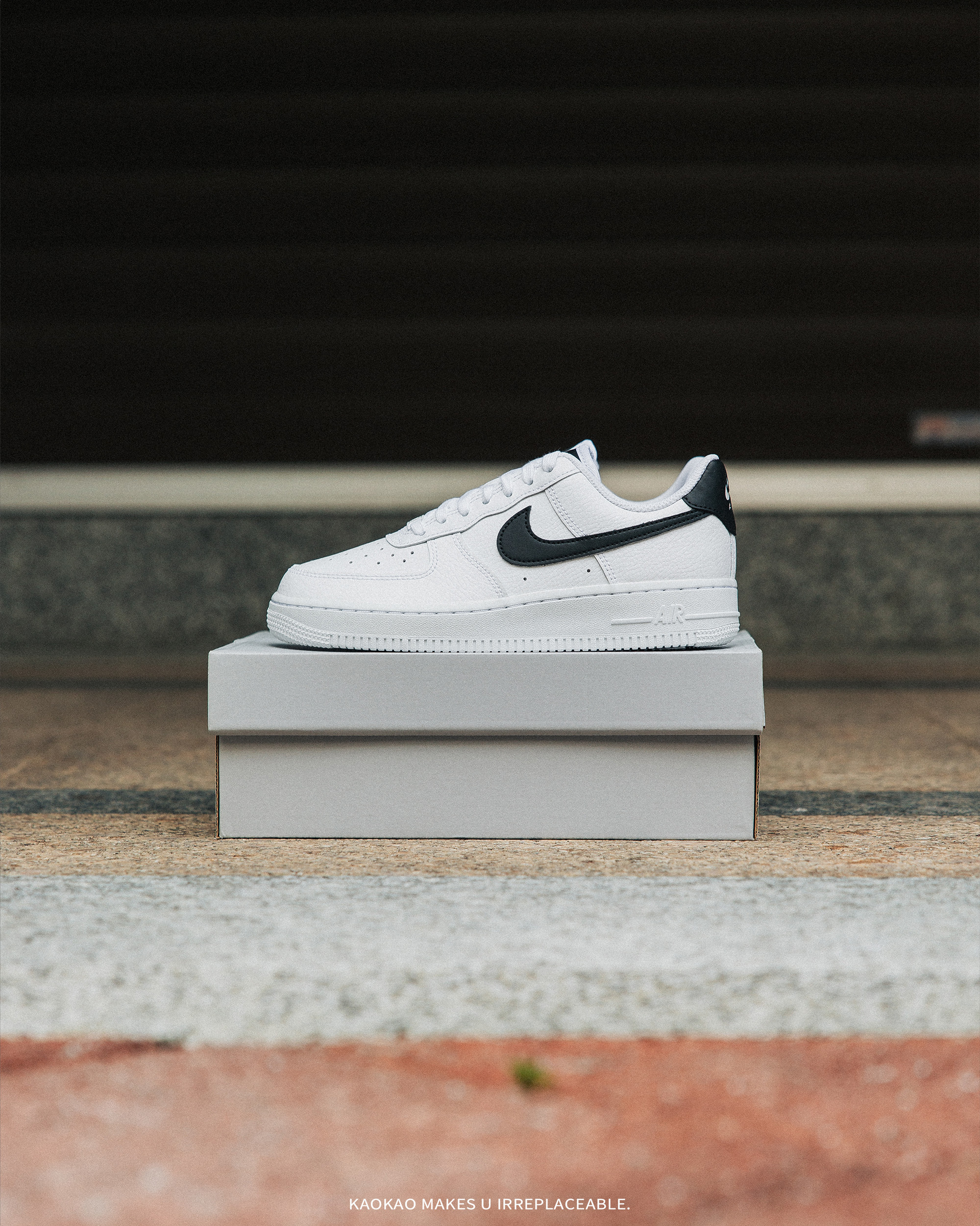 女款 NIKE Air Force 1 Low "White Black" 白黑【DD8959-103】