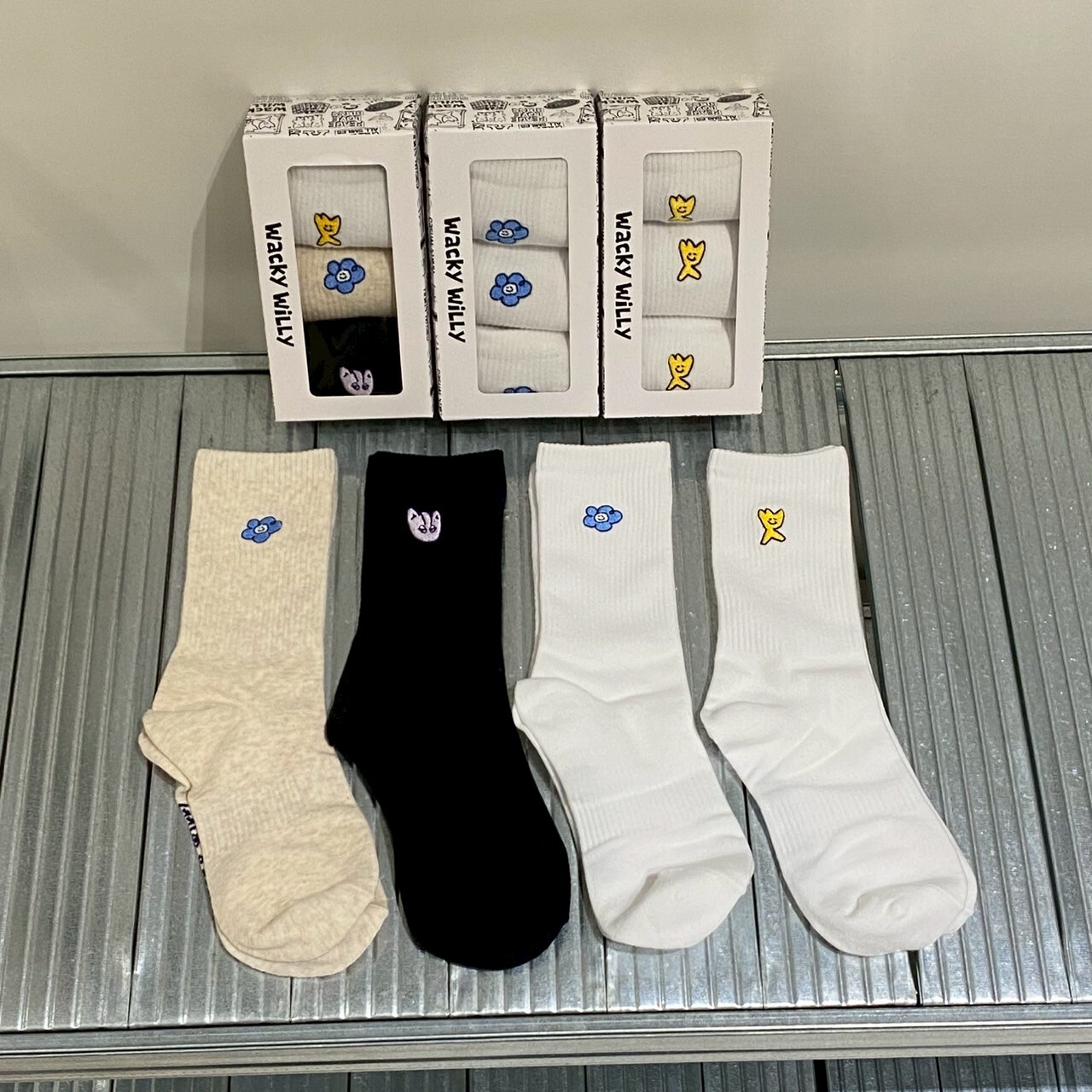 Wacky Willy 刺繡LOGO 長襪 三入組 WA2501TC13、14、15