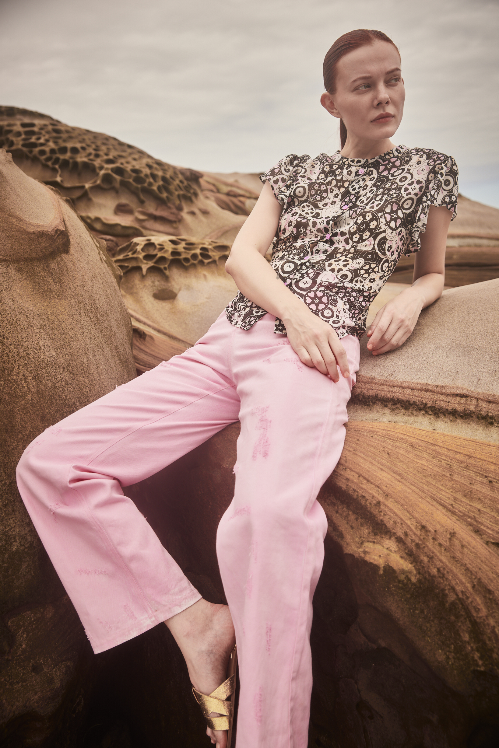 BE10038B1 濱海樂活曼波糖粉水洗抓破牛仔寬褲