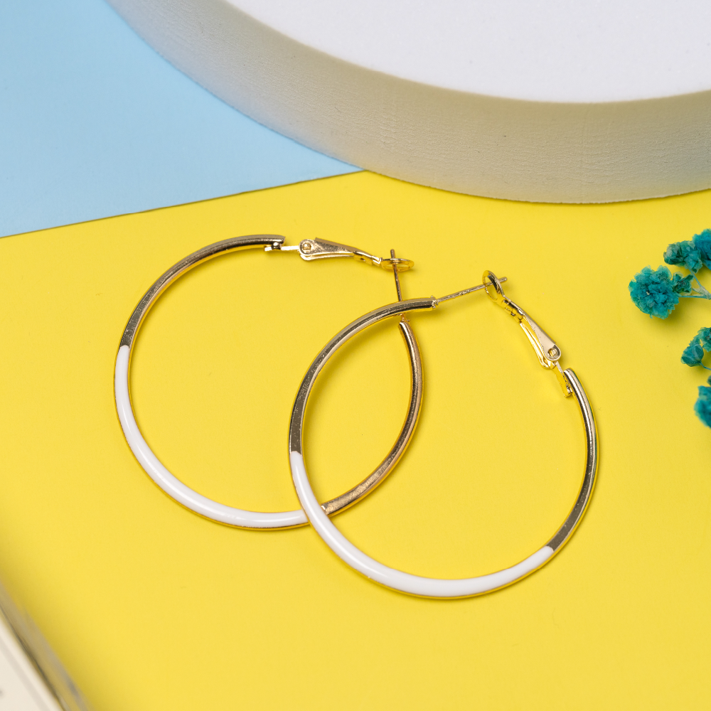 白色金邊優雅耳環