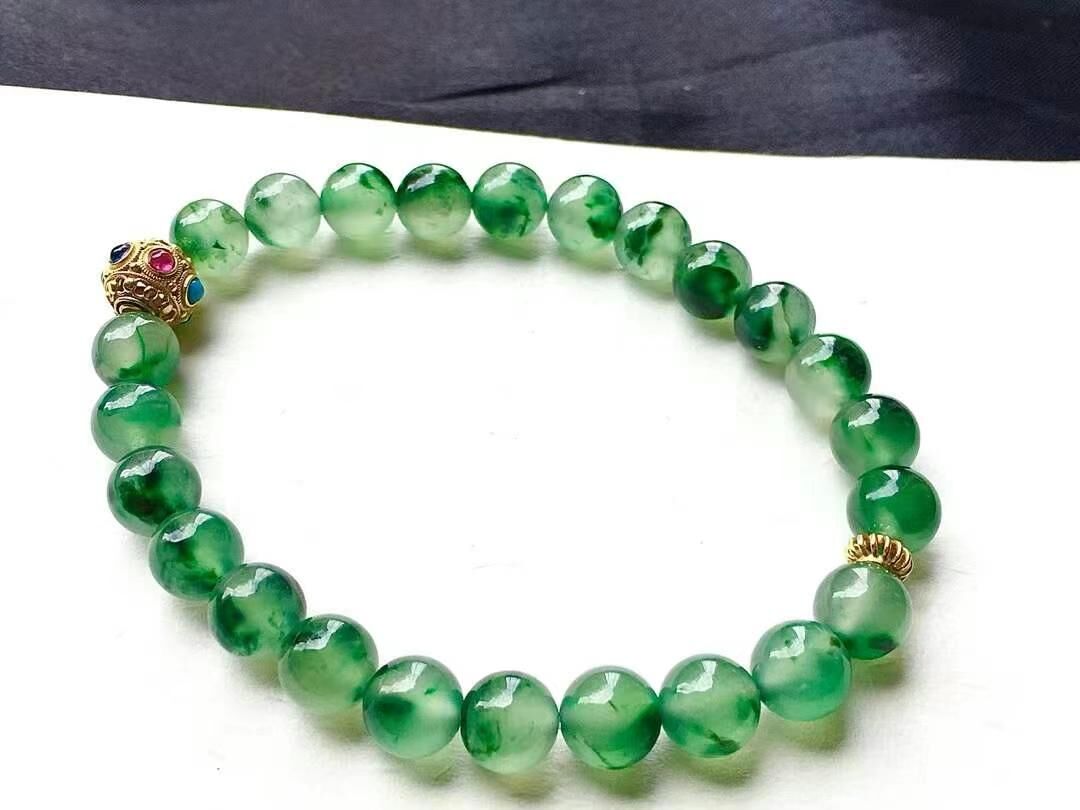 59362 翡翠珠子手串