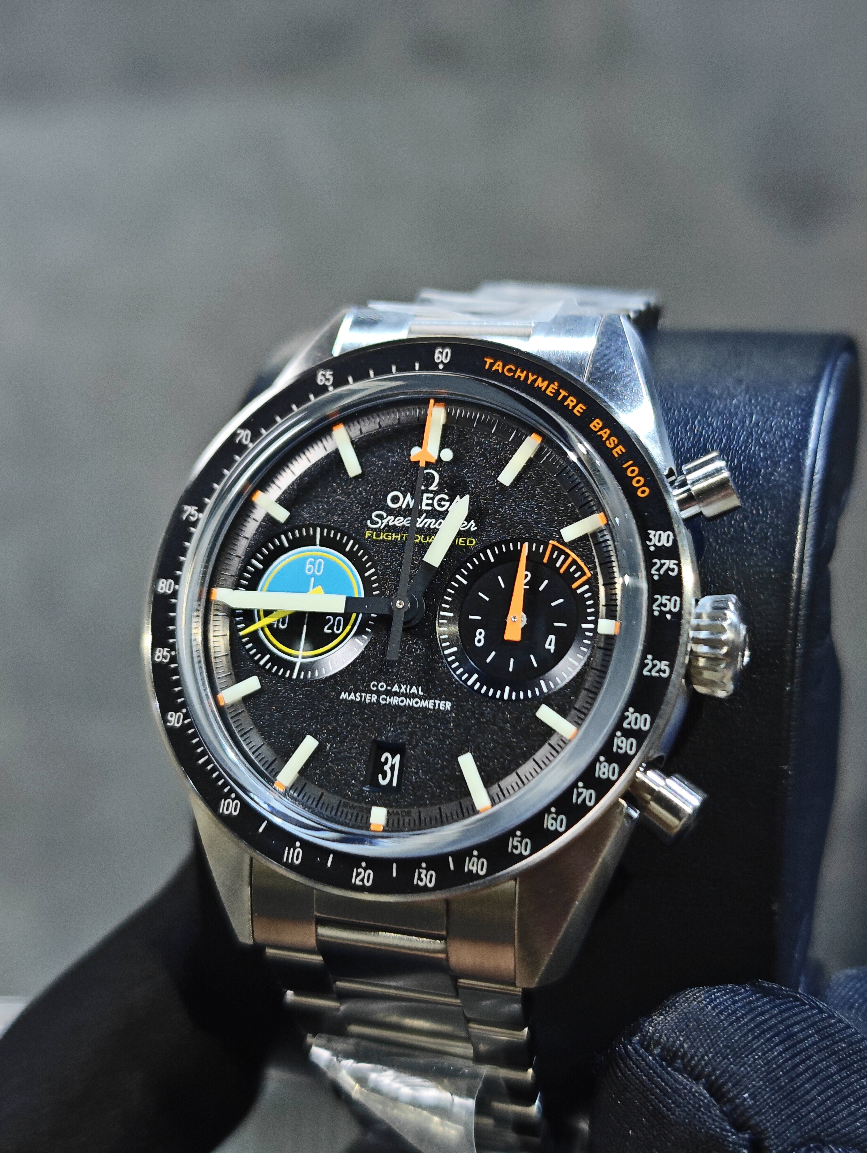 BRAND NEW OMEGA SPEEDMASTER PILOT 332.10.41.51.01.002 33210415101002 BLACK DIAL STEEL ON STEEL CO-AXIAL MASTER CHRONOMETER CHRONOGRAPH 40 MM