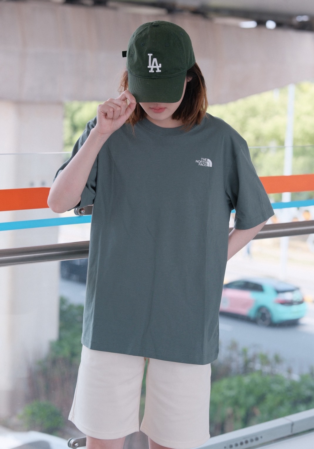 THE NORTH FACE 城市戶外印花短袖T恤（鴨綠）