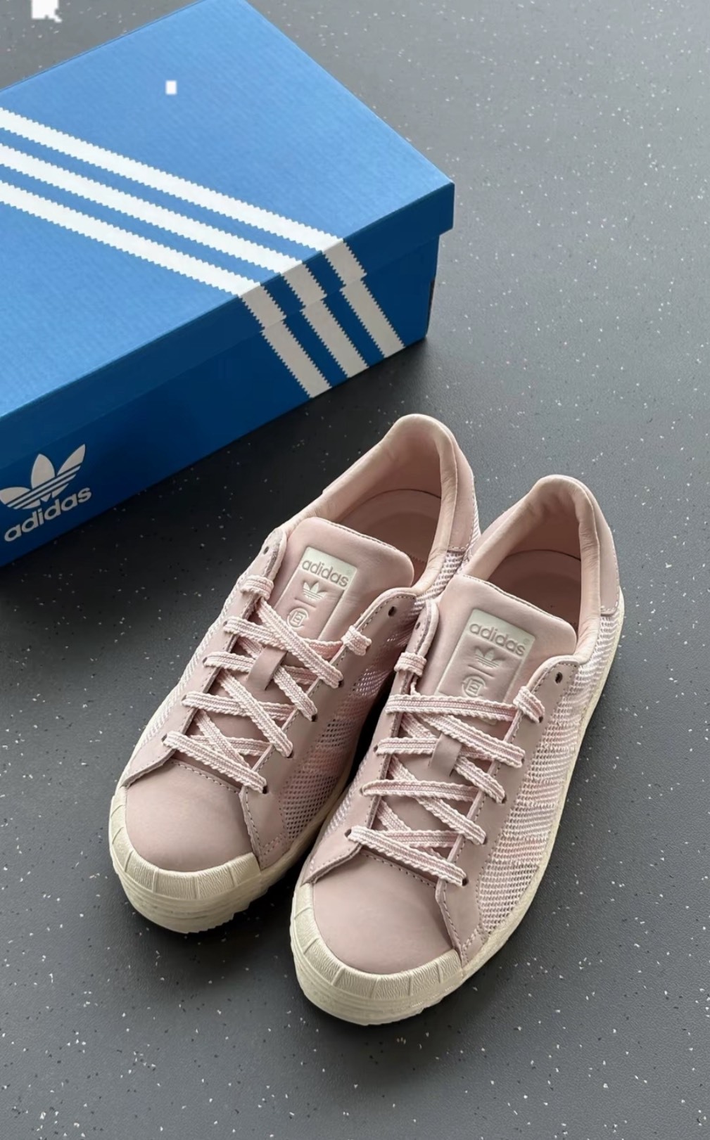 CLOT x adidas SUPERSTAR 粉呼吸休閒鞋