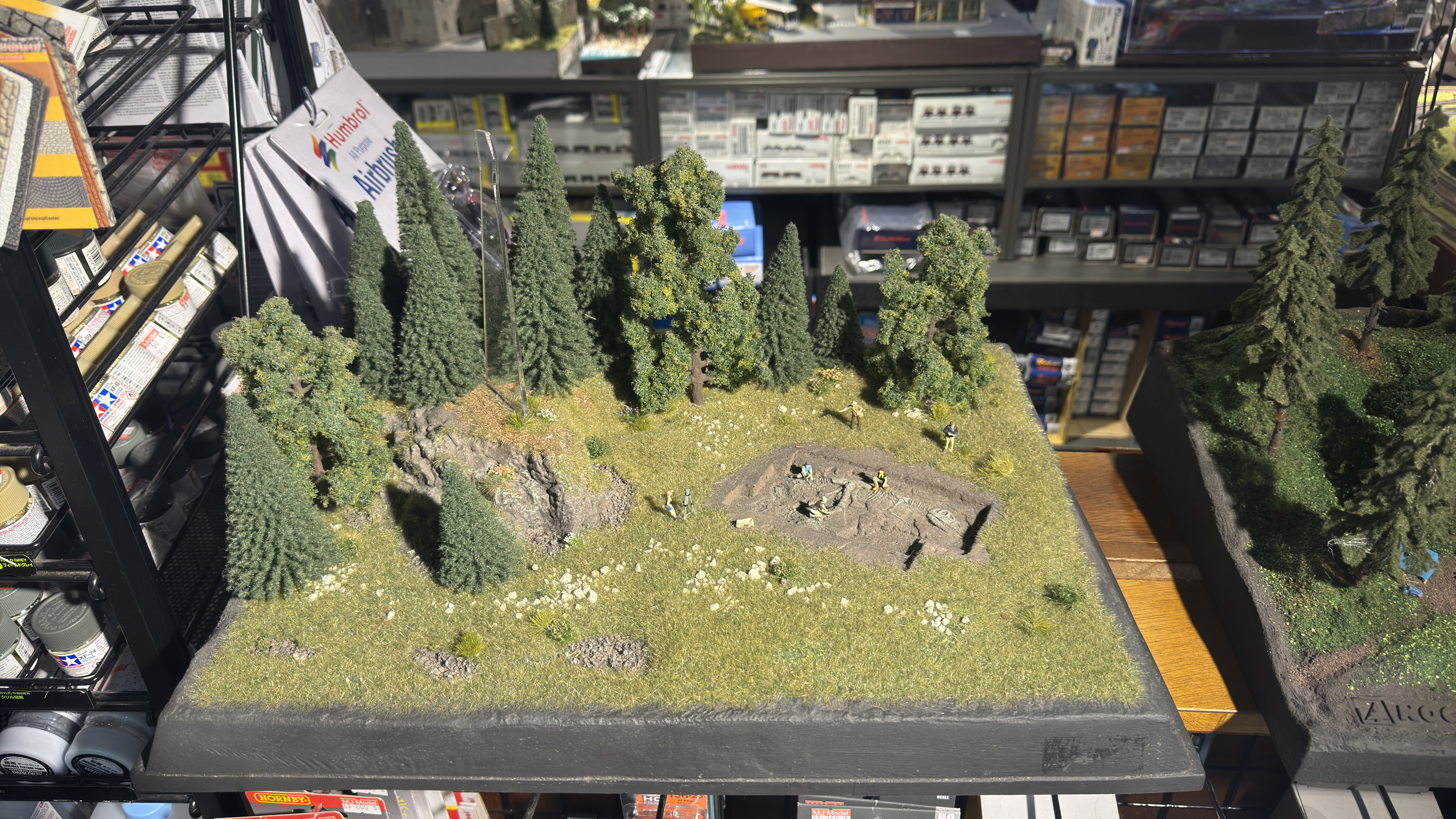 中型景 HO規 時光沙塵下的秘密