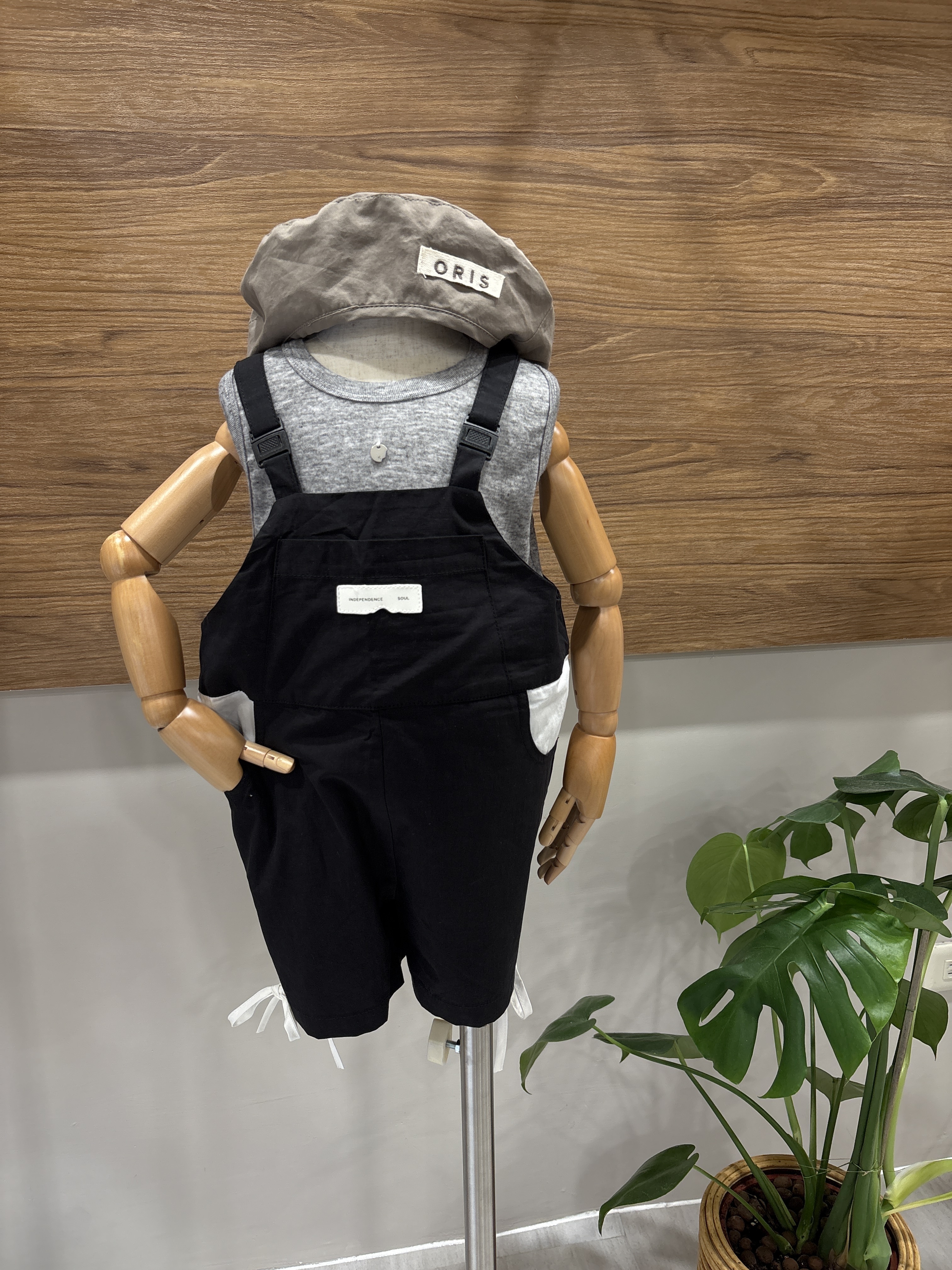 A02232設計師品牌吊帶褲