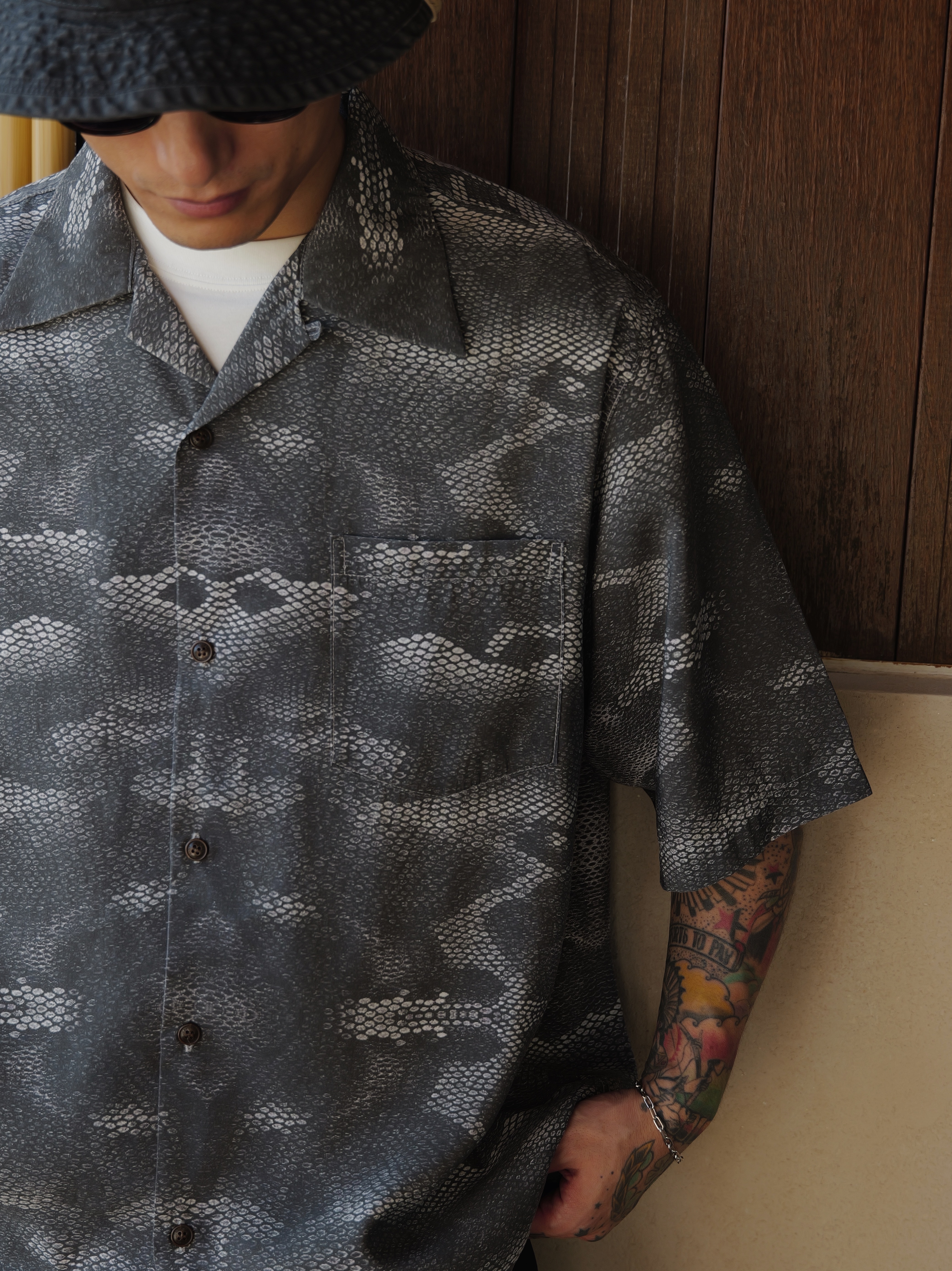 Unbent 25s/s 蛇紋短袖襯衫