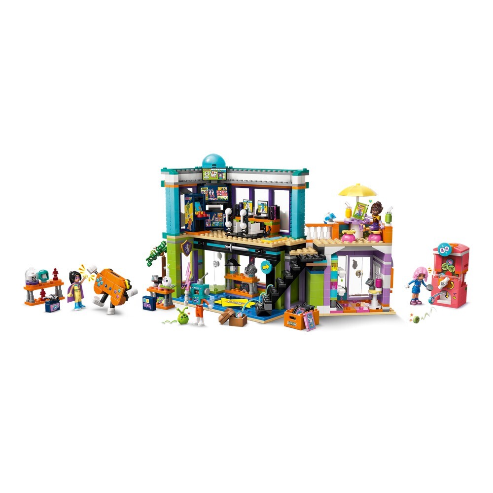 42674 - Comic Book and Game Store