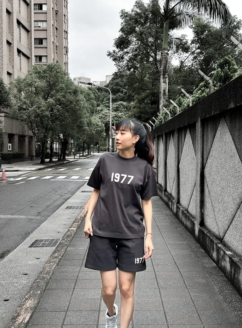 FOG ESSENTIALS 童款 1977 Logo 短袖