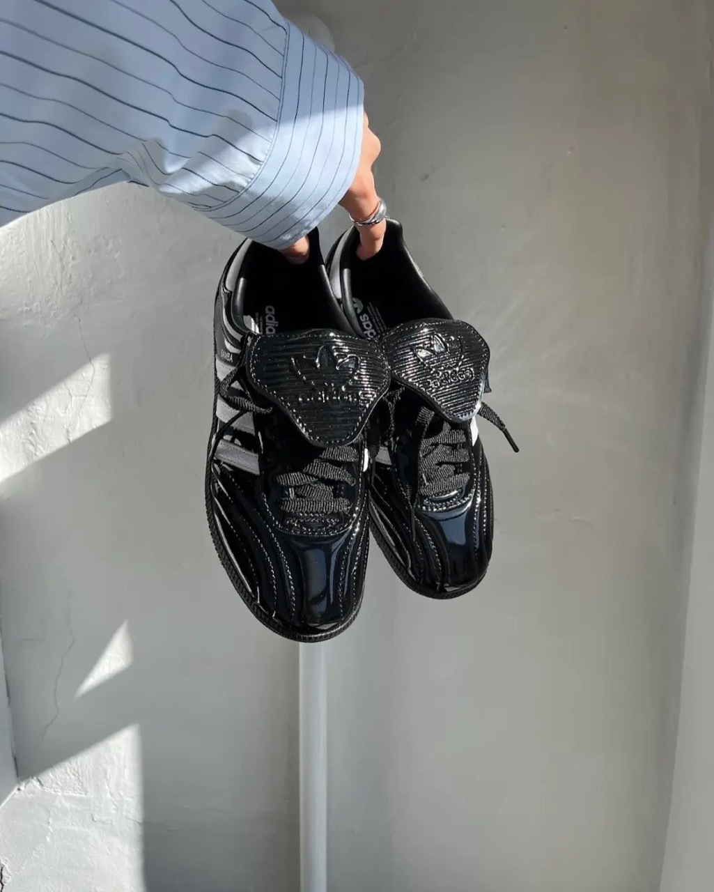 ADIDAS SAMBA LT 黑白 亮面 漆皮 仿皮革 翻蓋鞋舌 男女鞋 JI2707 / 預購