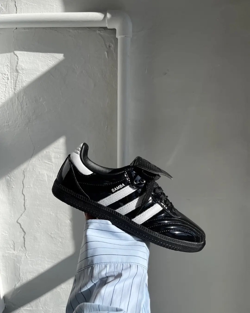 ADIDAS SAMBA LT 黑白 亮面 漆皮 仿皮革 翻蓋鞋舌 男女鞋 JI2707 / 預購