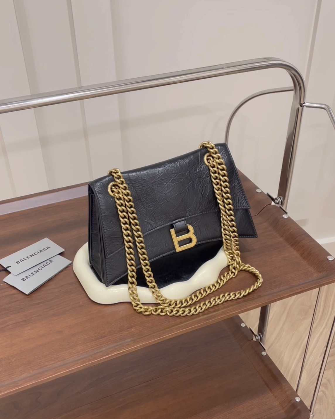 BALENCIAGA｜CRUSH 小號鏈條包 黑金