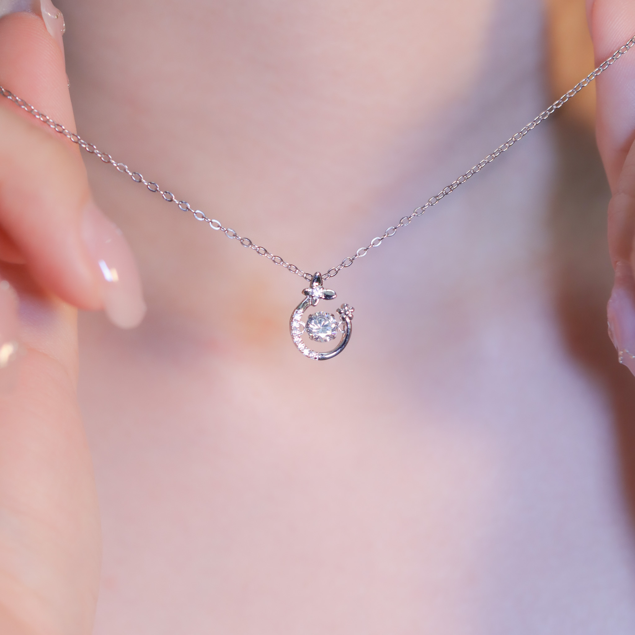 | 925純銀・厚鍍白金・ 厚鍍玫瑰金 | 懸浮蝶願蹤跡項鍊 (銀/玫瑰金) | NE1410 |