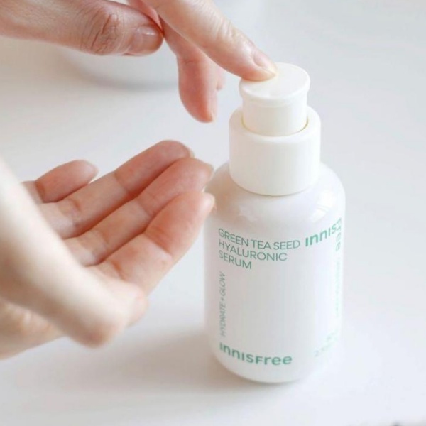 Innisfree 綠茶籽透明質酸注水精華