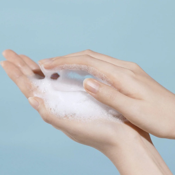 Torriden 低分子透明質酸保濕潔面乳