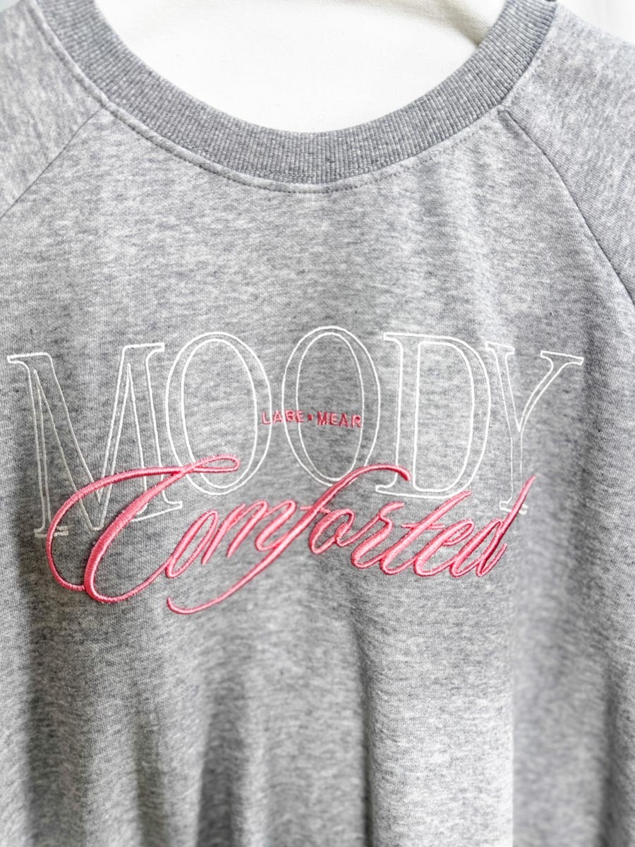 【5折起 Summer Sale】刺繡牛角袖薄衛衣【  胸 48" /長 22" 】【不設退換】【因SUMMER SALE訂單較多，需要7-10個工作天才安排出貨】