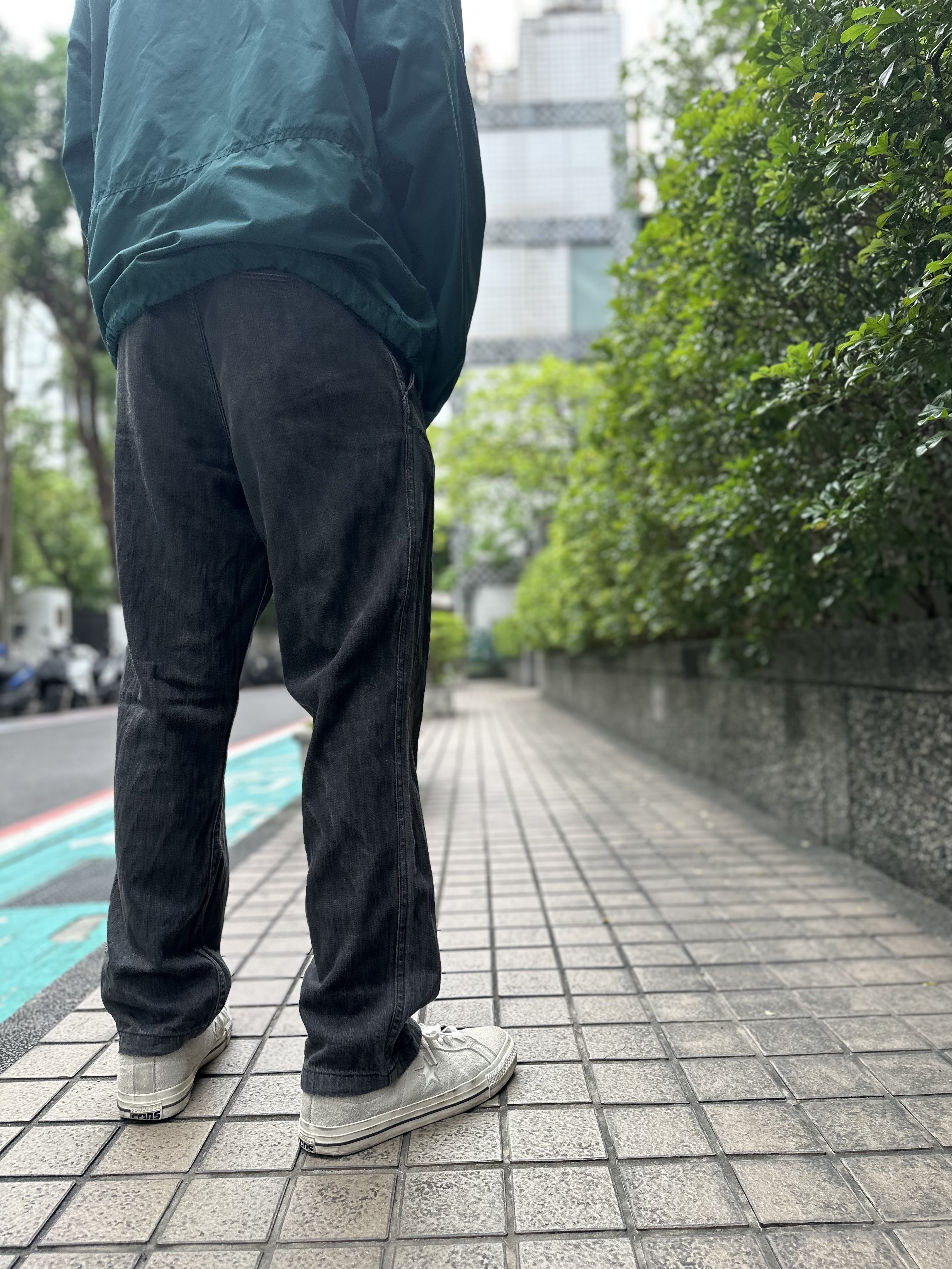 NEPENTES Cotton × Linen Black Work Trouser Made in Japan