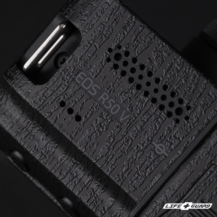 LIFE+GUARD 相機貼膜擁有高品質膜料，適用於 Canon EOS R50V