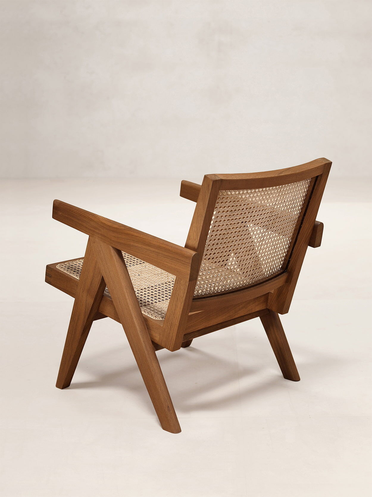 Pierre Jeanneret｜Easy Armchair - Dark Stain