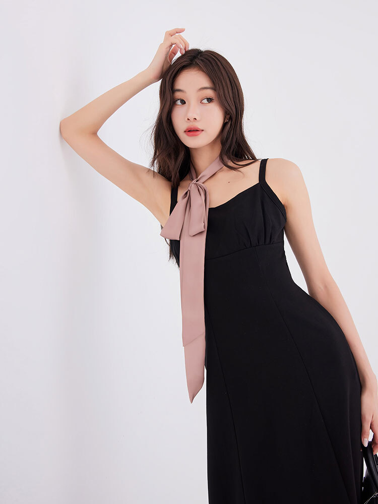 SALE800 氣質收腰吊帶針織長洋裝