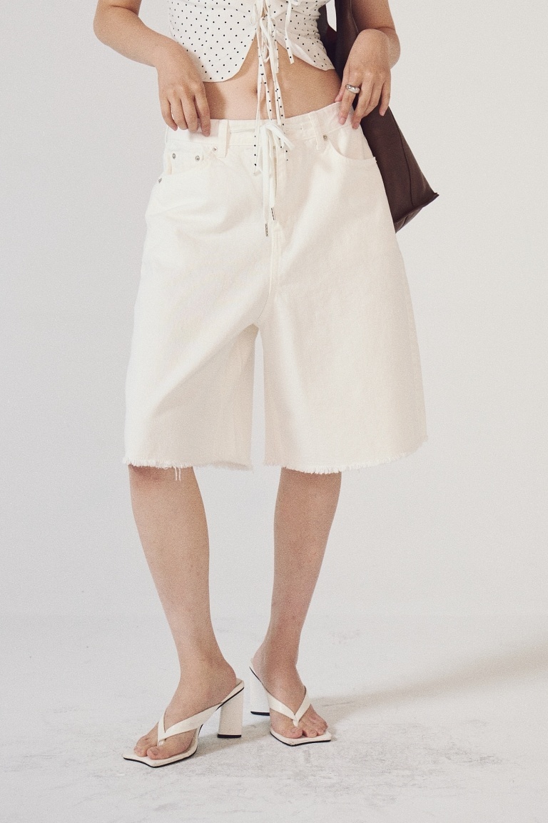 【瑕疵】男孩感不修邊白寬褲