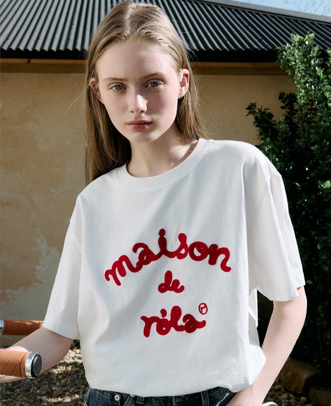 MAISON DE ROLA EMBROIDERY T-SHIRT WHITE