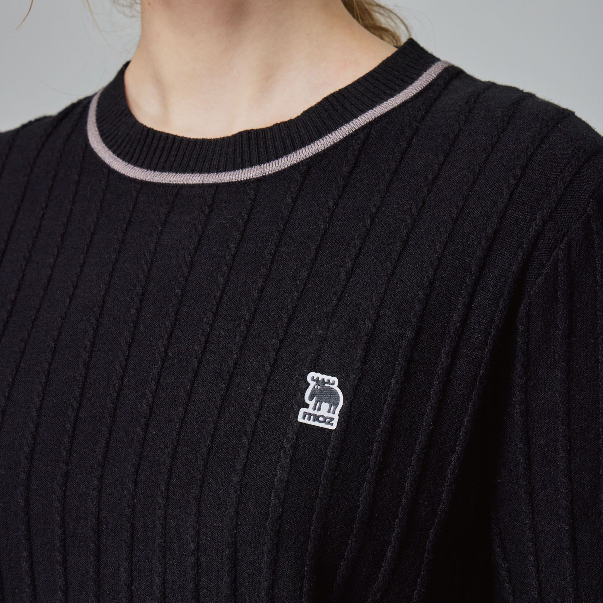 moz瑞典 駝鹿 親膚 圓領 針織短T-經典黑(亞洲版)女款