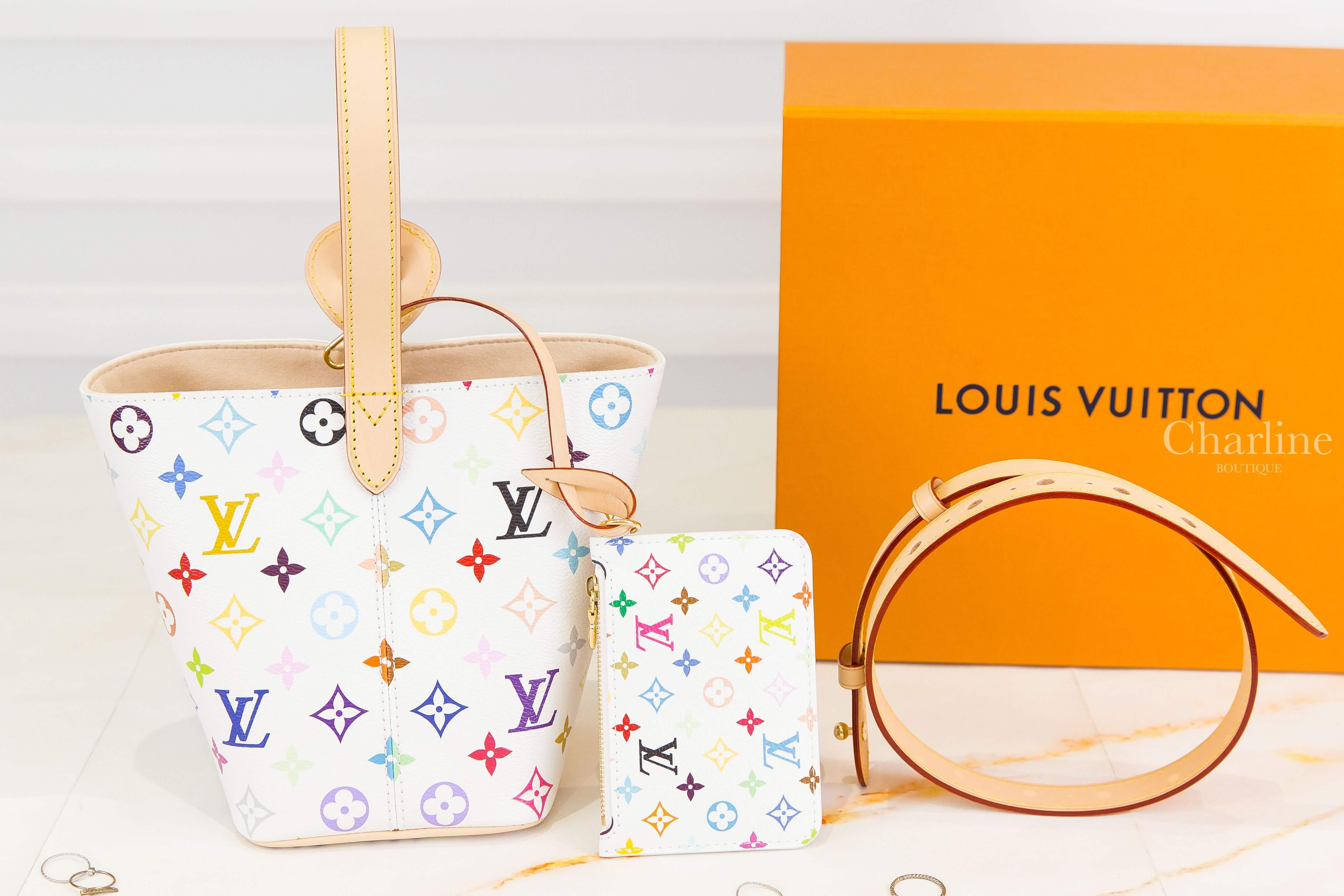 Louis Vuitton LV x TM All In BB 聯名款白色三彩老花牛皮飾邊金色鎖頭蝴蝶結吊牌手提肩背包-Charline Boutique 精品代購
