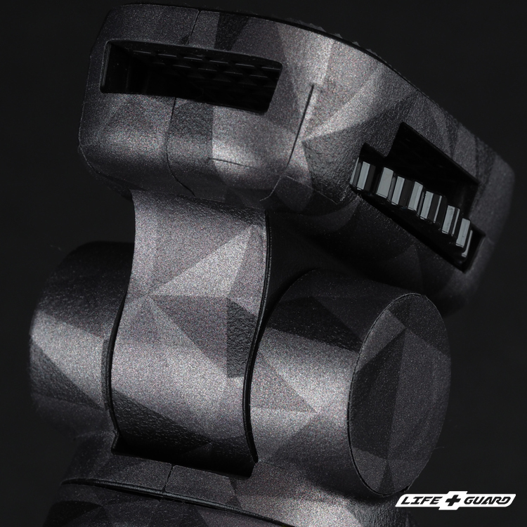 LIFE+GUARD 擁有高品質膜料的相機貼膜特寫，適用於Canon HG-100TBR