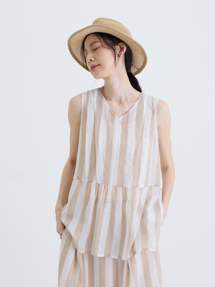 日光筆跡拼接無袖上衣-晨光描線