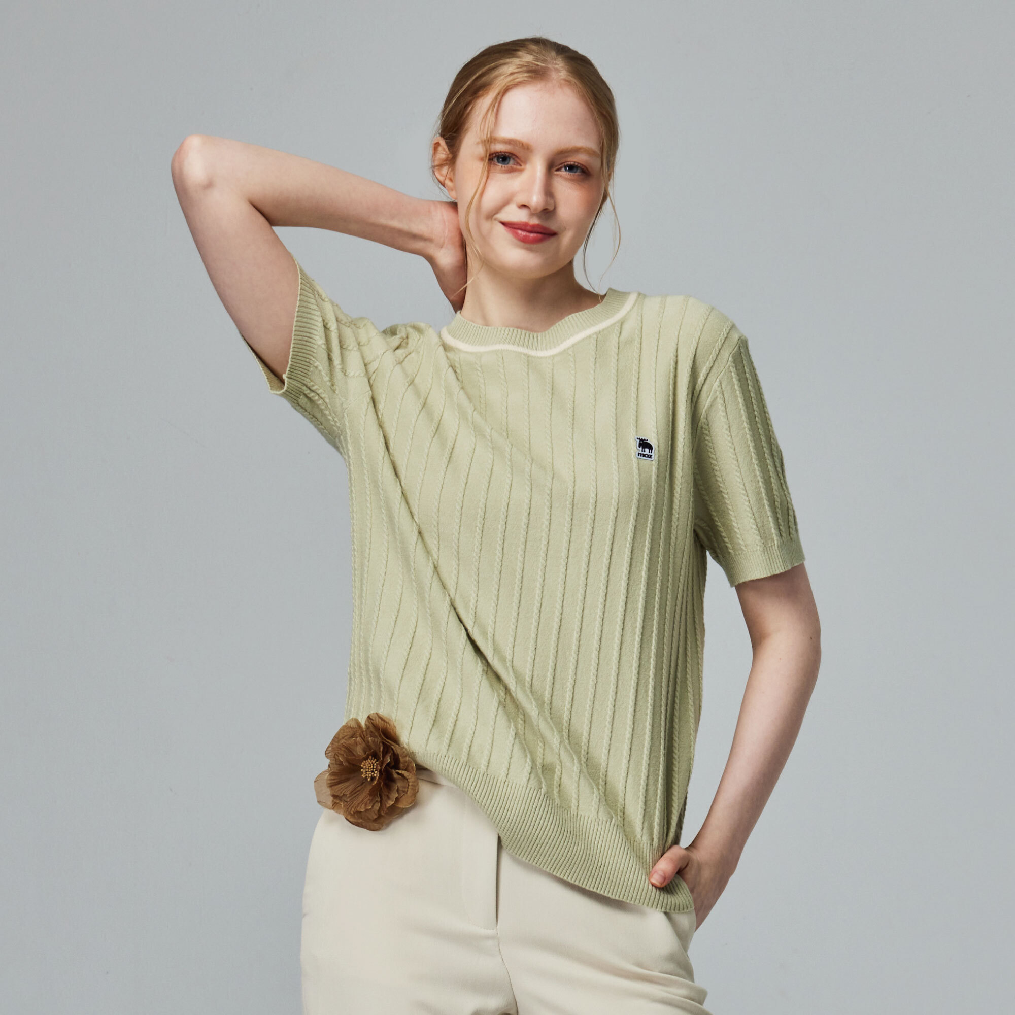 moz瑞典 駝鹿 親膚 圓領 針織短T-酪梨綠(亞洲版)女款