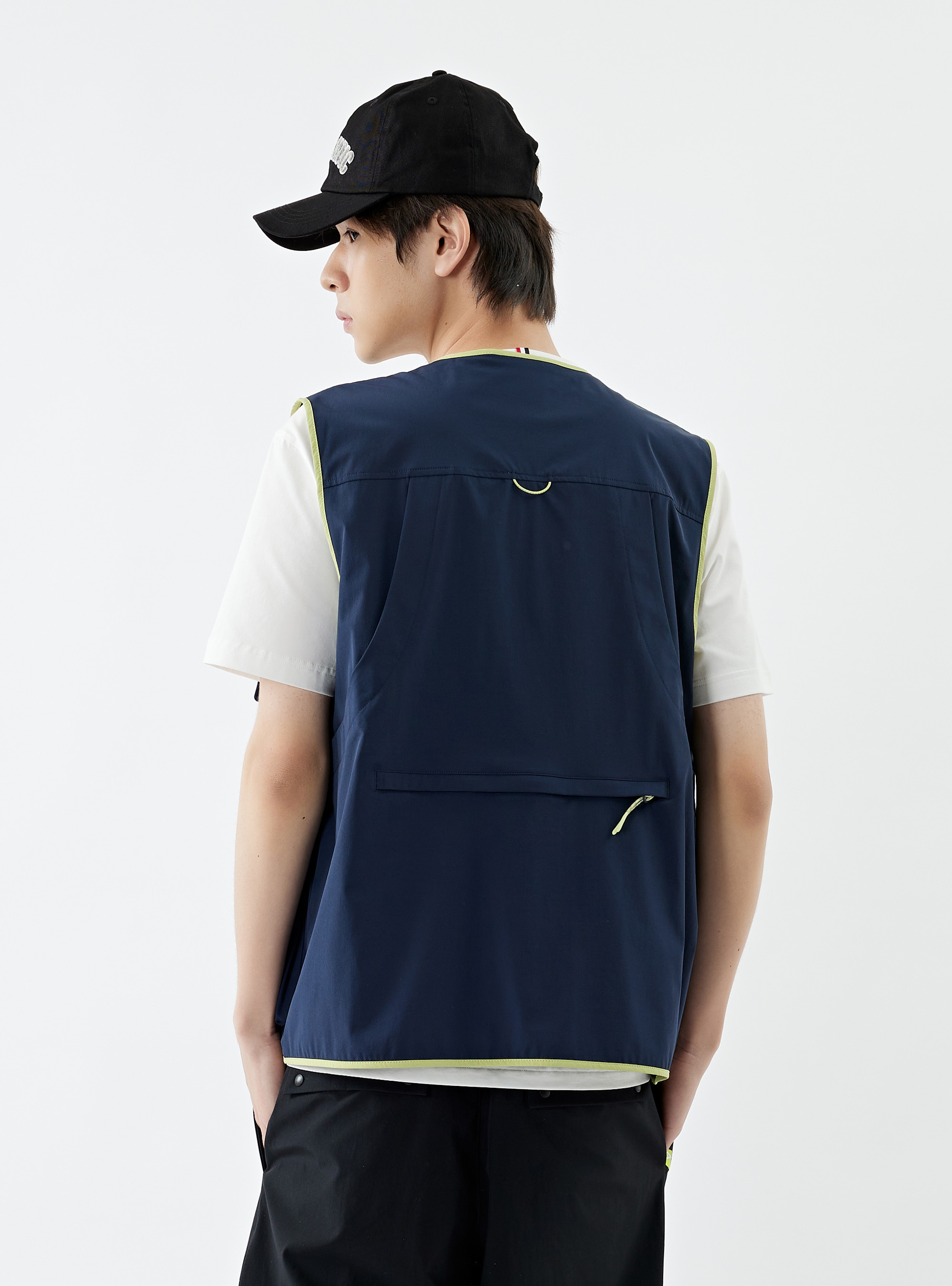 男女適穿 機能輕旅多口袋背心