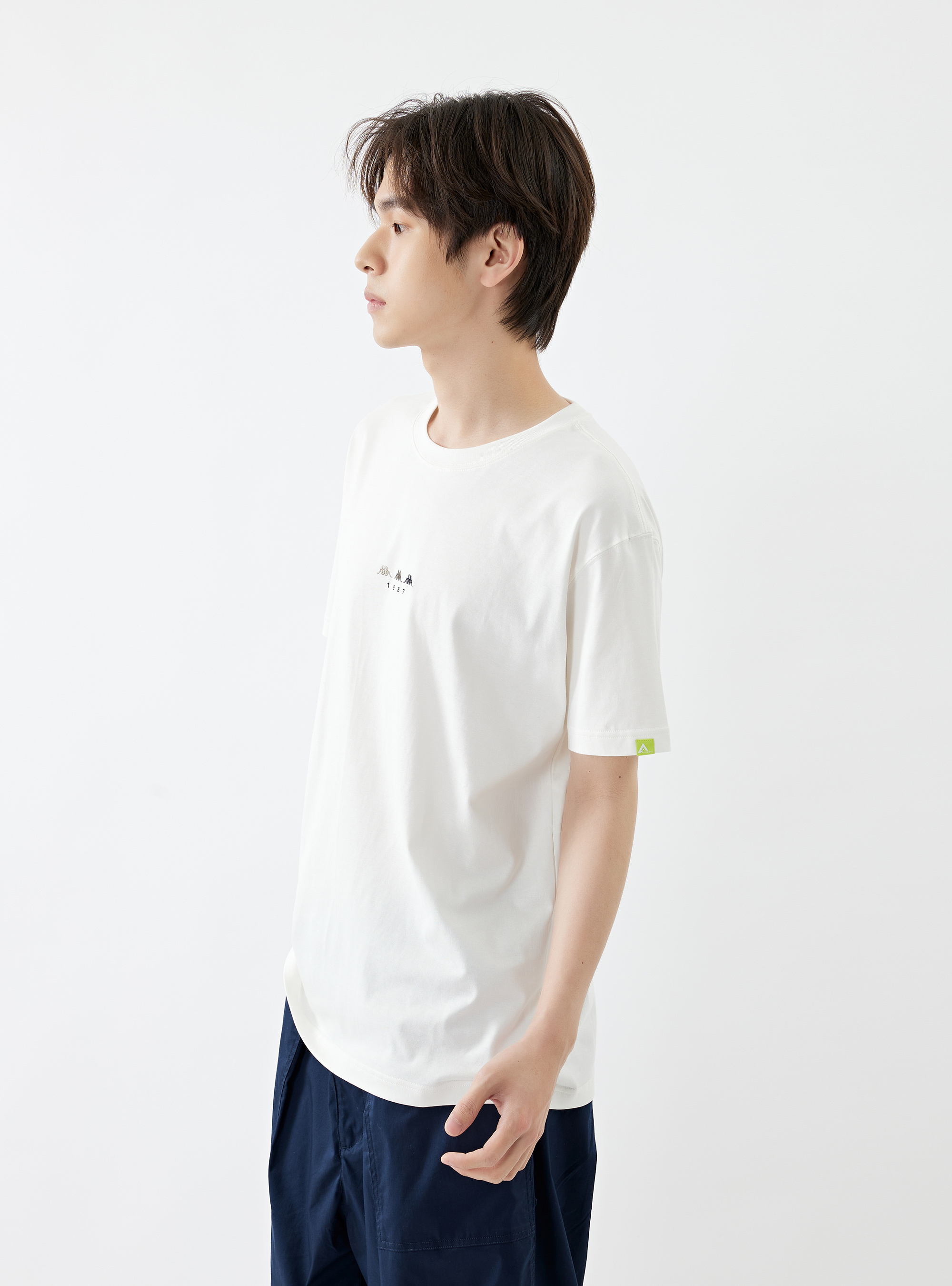 男女適穿 純棉透氣logo印花T-Shirt