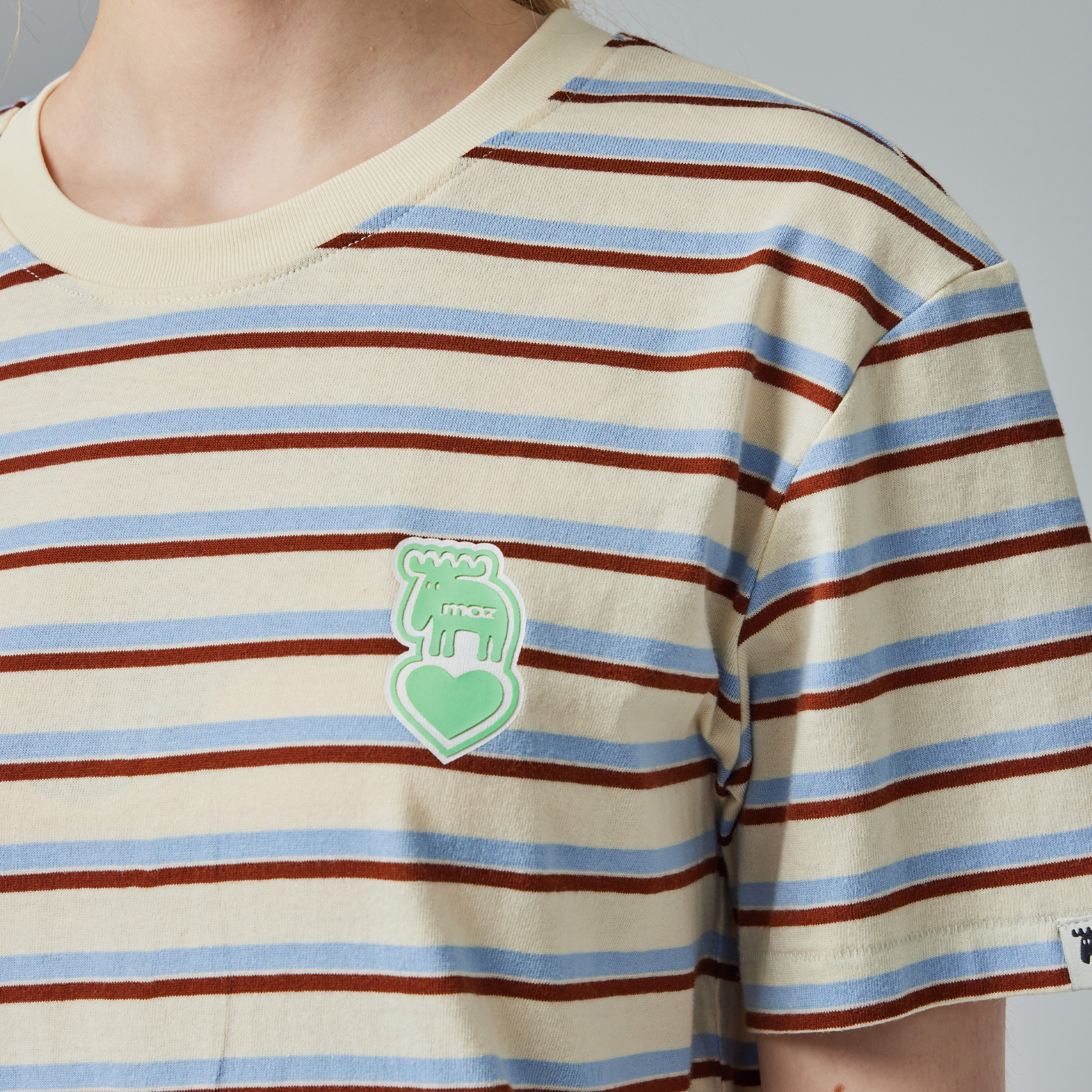 moz瑞典 駝鹿 愛心駝鹿 舒適柔棉 100%純棉條紋短T-米色條紋(亞洲版)女款