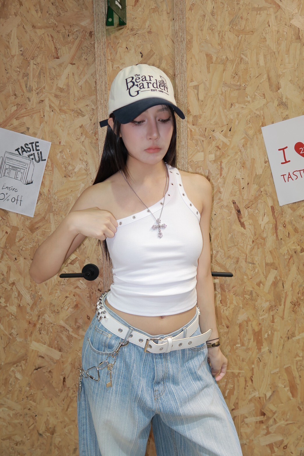 設計感 洞洞 女生短版 斜單肩 吊帶 #背心