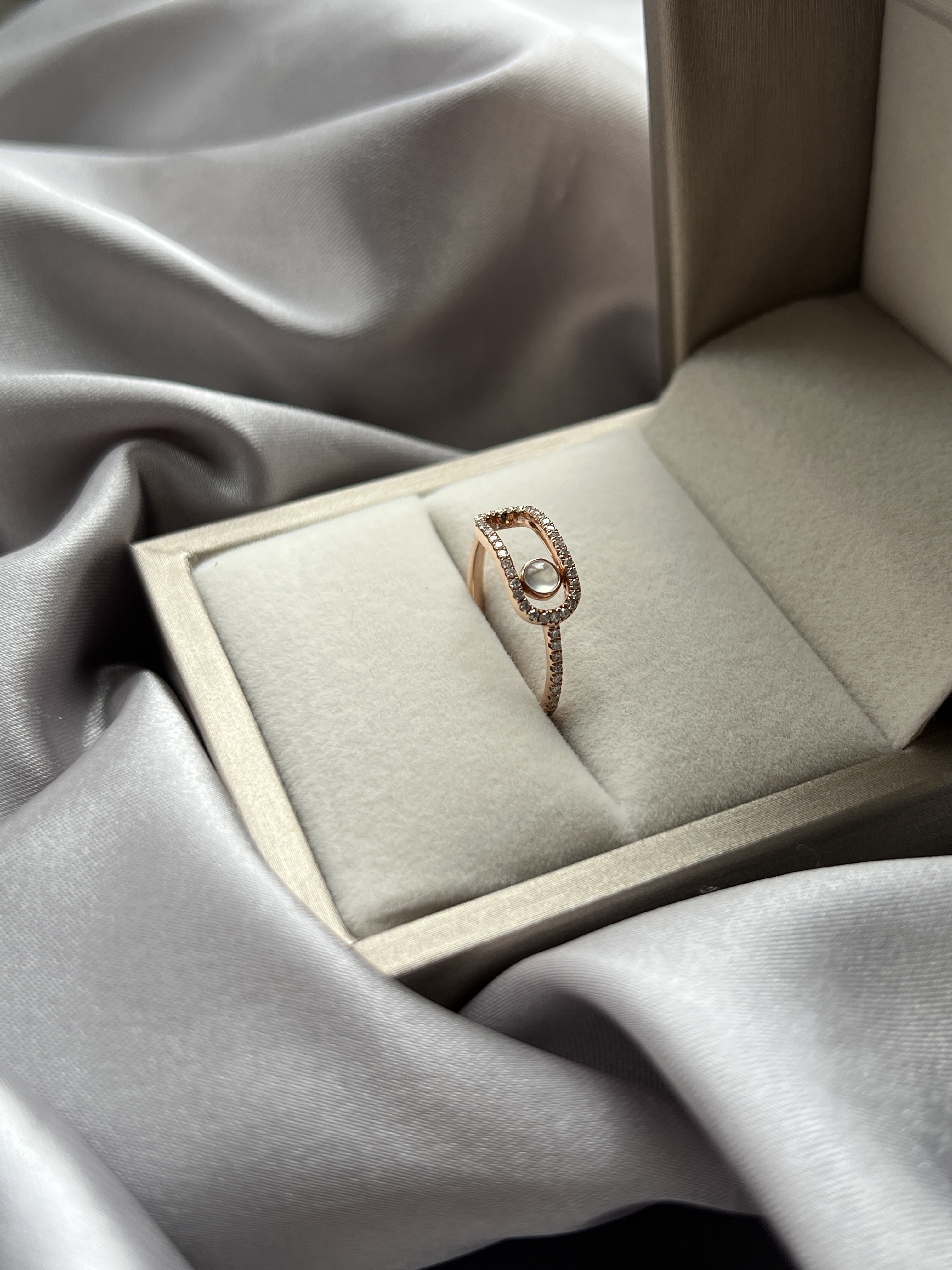 18K設計款冰玻戒指