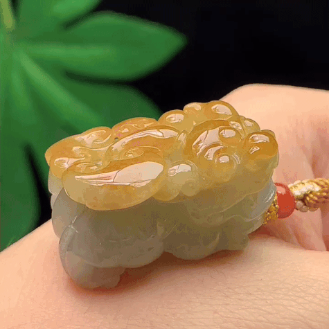 59330 翡翠飄黃貔貅