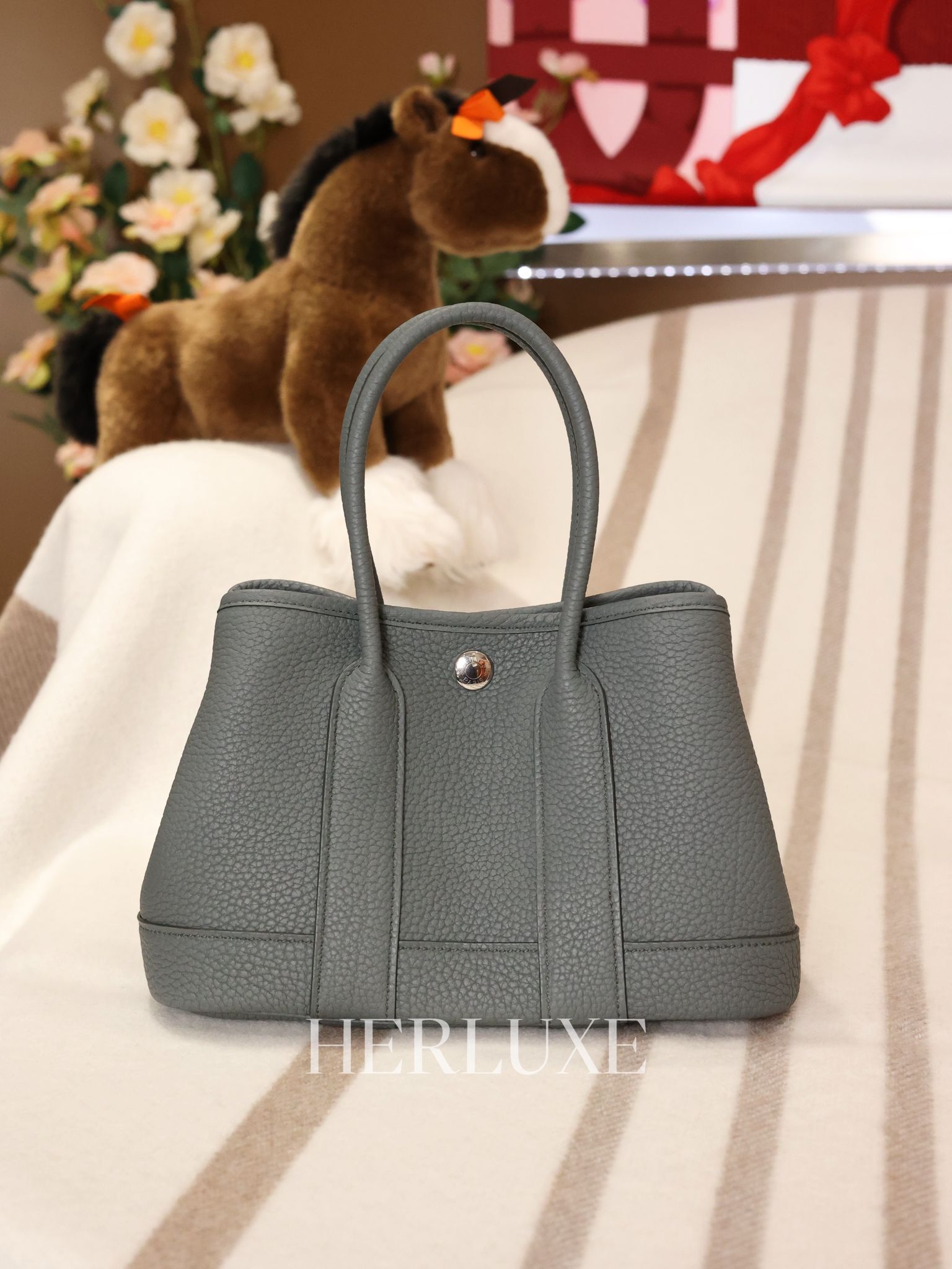 Garden party neo 63 vert amande leather K