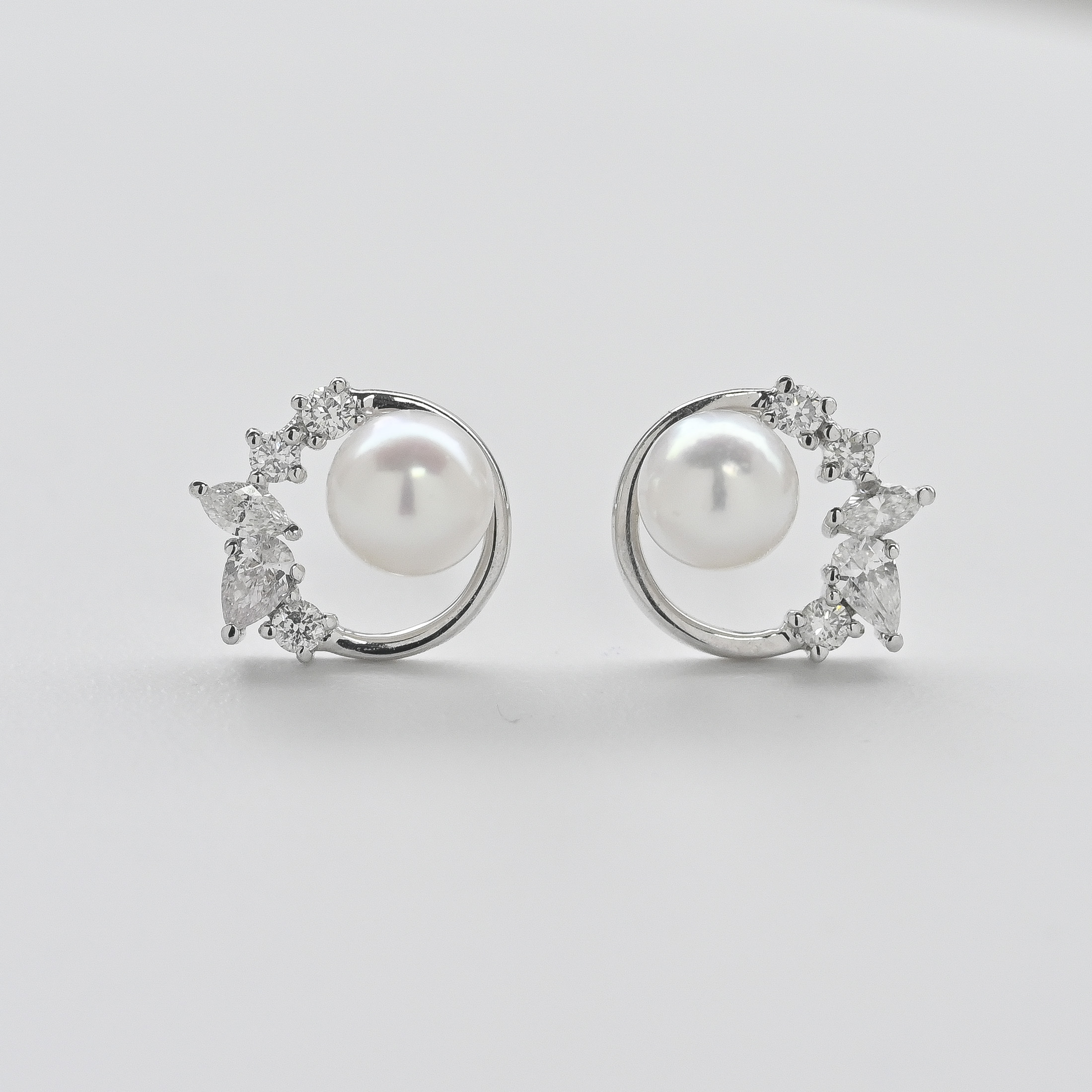 18K Garland Akoya Pearl Earring