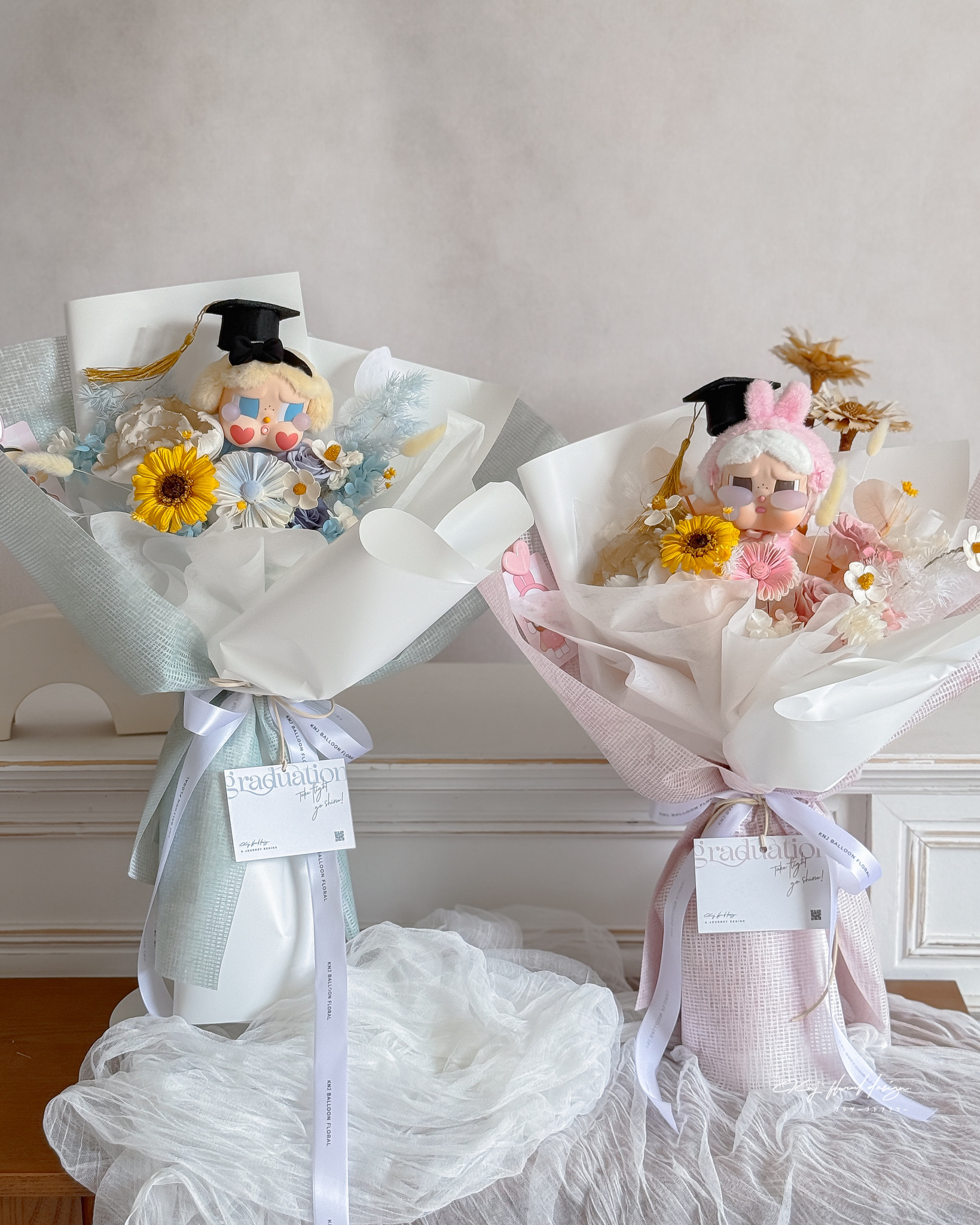 CRYBABY 哭娃系列 │愛麗絲＆哭哭兔畢業永生花束