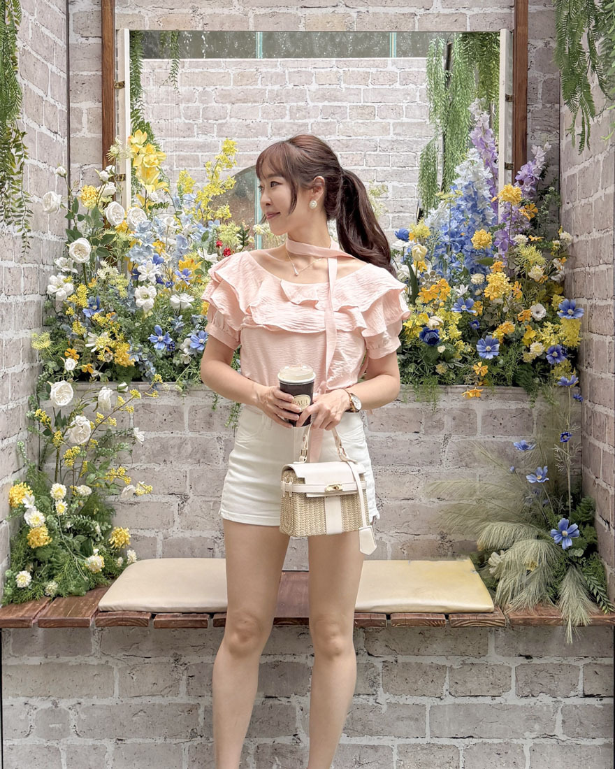 LINA LINA率性模式缺角造型排釦牛仔短褲-簡約白S-XL