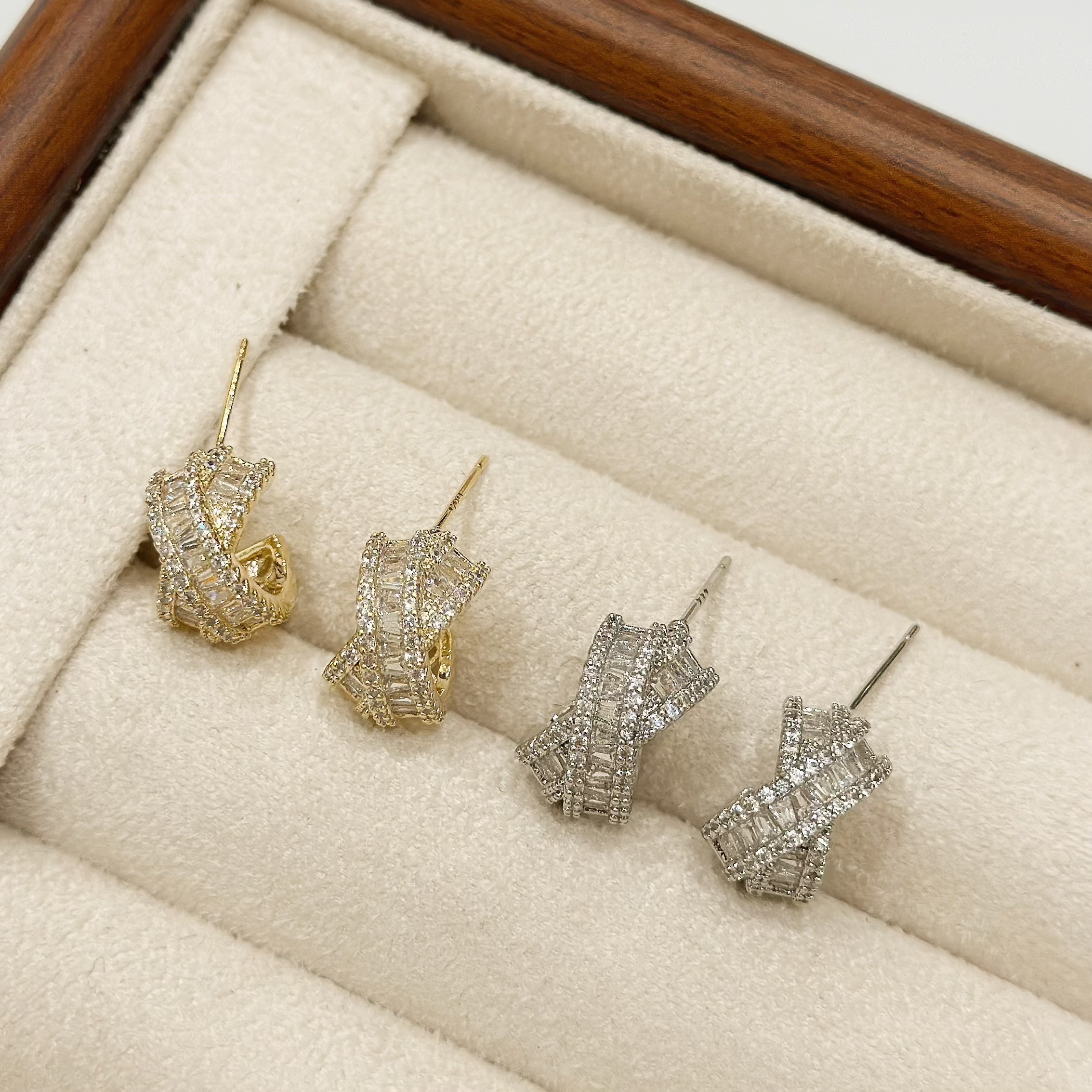 B319鋯石排鑽交叉c字圈